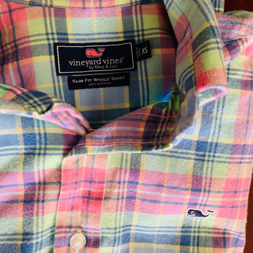 Vineyard Vines Slim Fit Whales Shirt, Size XS
